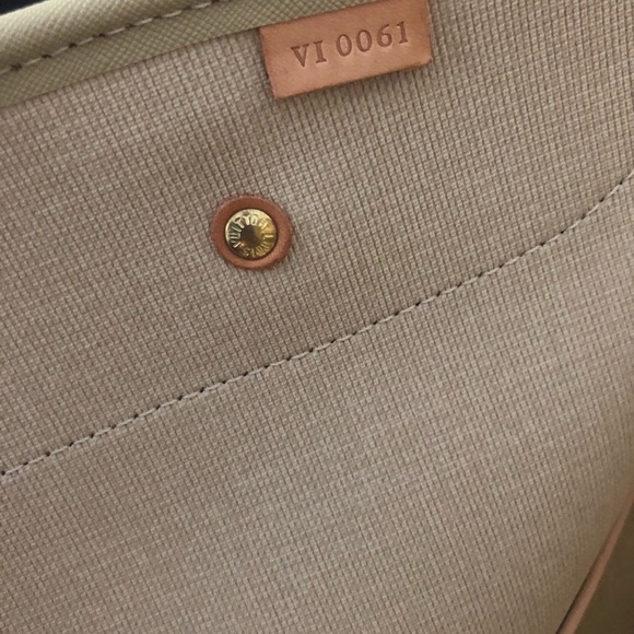 Louis Vuitton Monogram Alize’ - 3 Poche - Picture 4 of 4